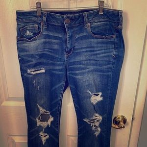 American Eagle Distressed Jeans sz 10s